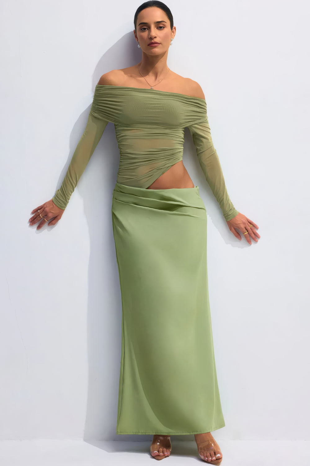 Robe à épaules dénudées avec panneau en maille