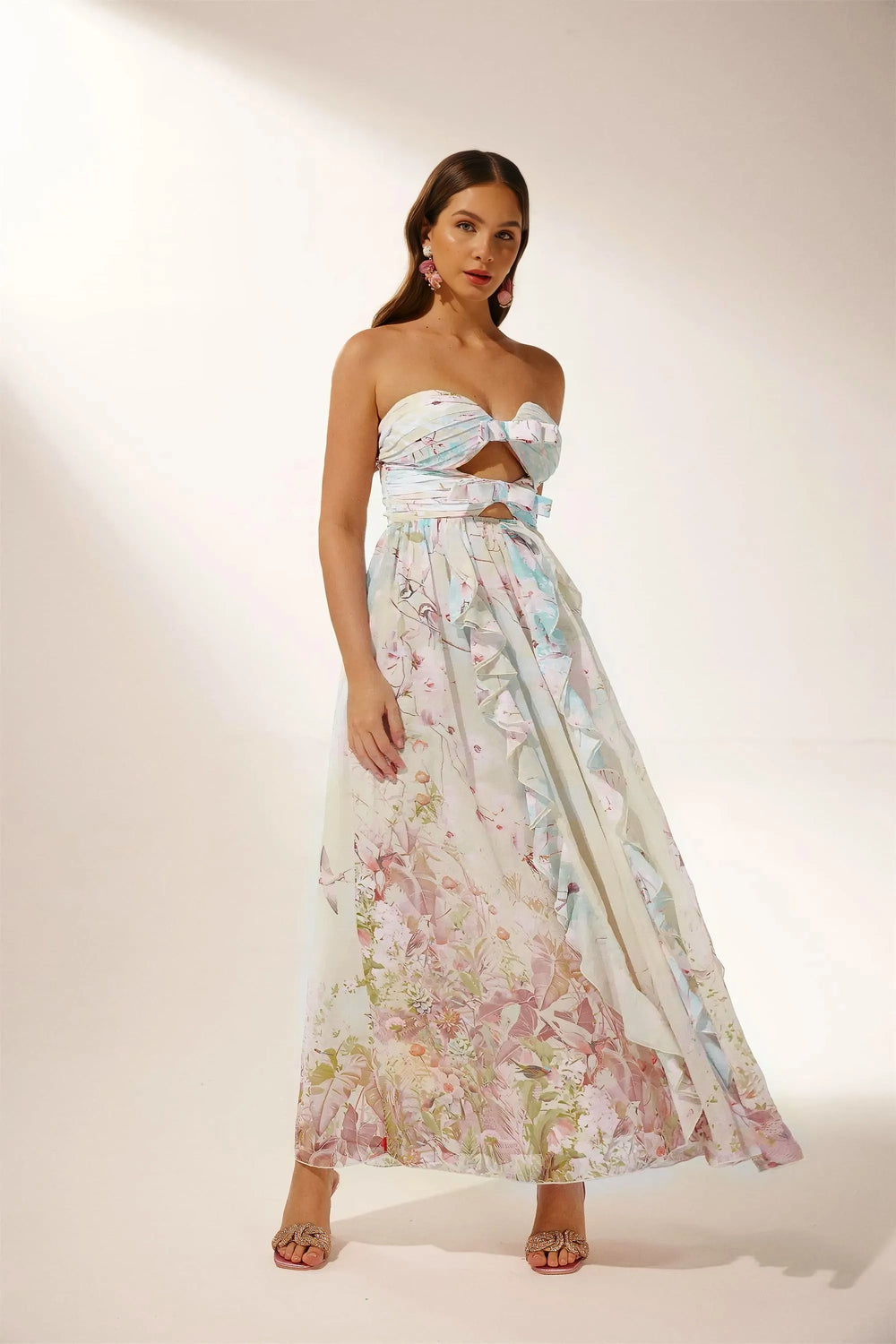 Robe longue fleurie à volants