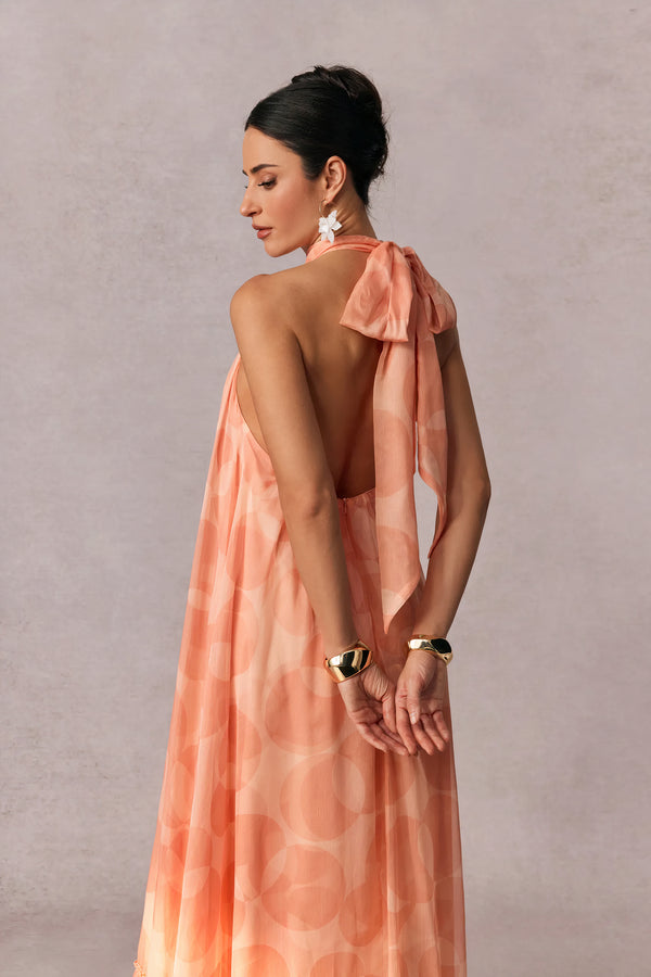 Sunset Peach Neckholderkleid
