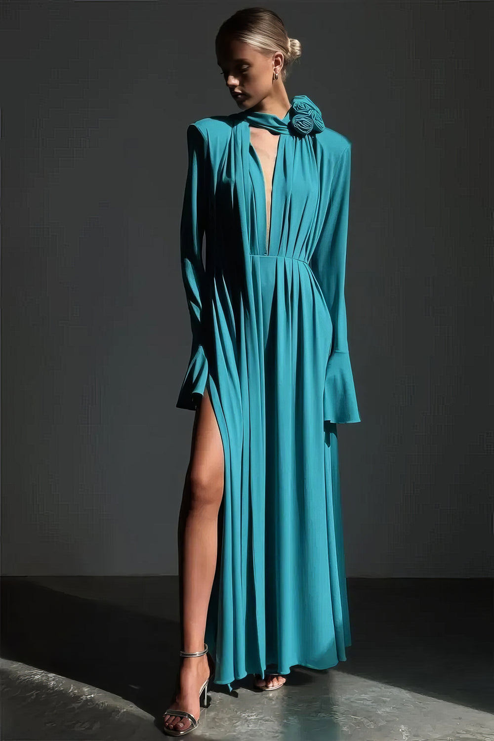 Robe longue à rosette bleu sarcelle