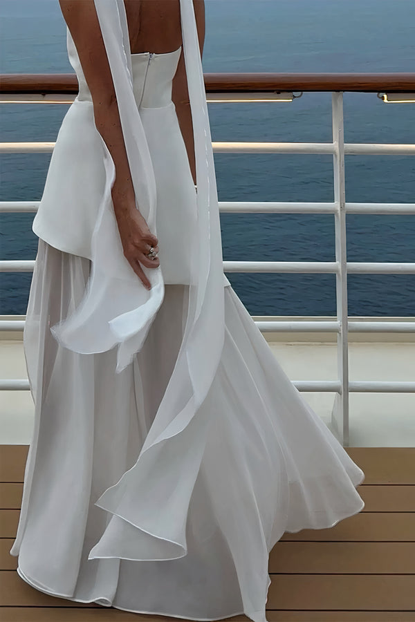 Abito in chiffon bordeaux senza spalline